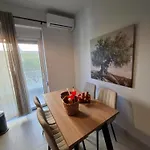 شقة Markella's كاريستوس